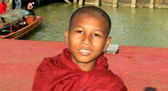 Into Burma: You have to love immigration!