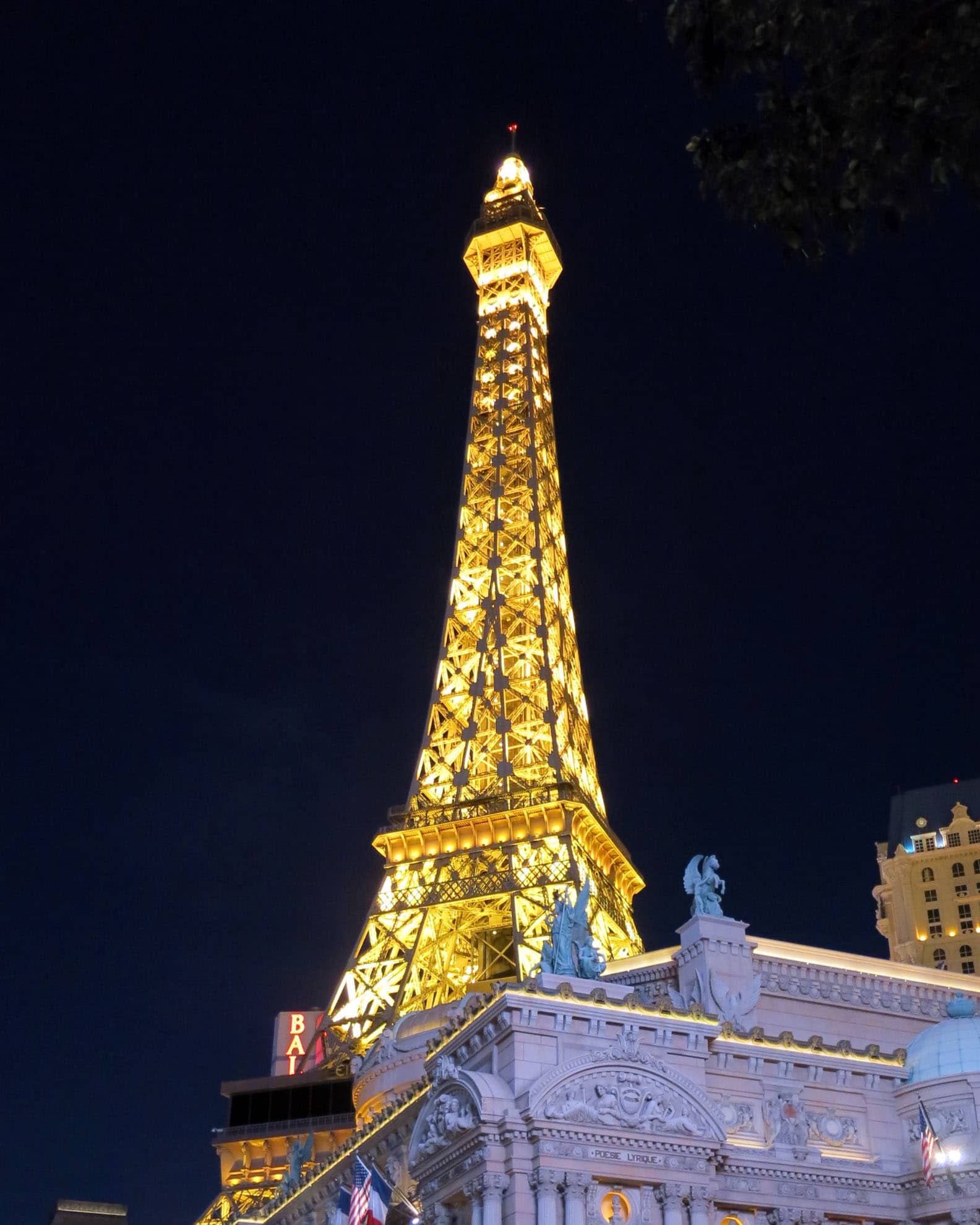 6 Tips for Saving Money on Your Trip to Las Vegas | TRAVELS WITH TAM