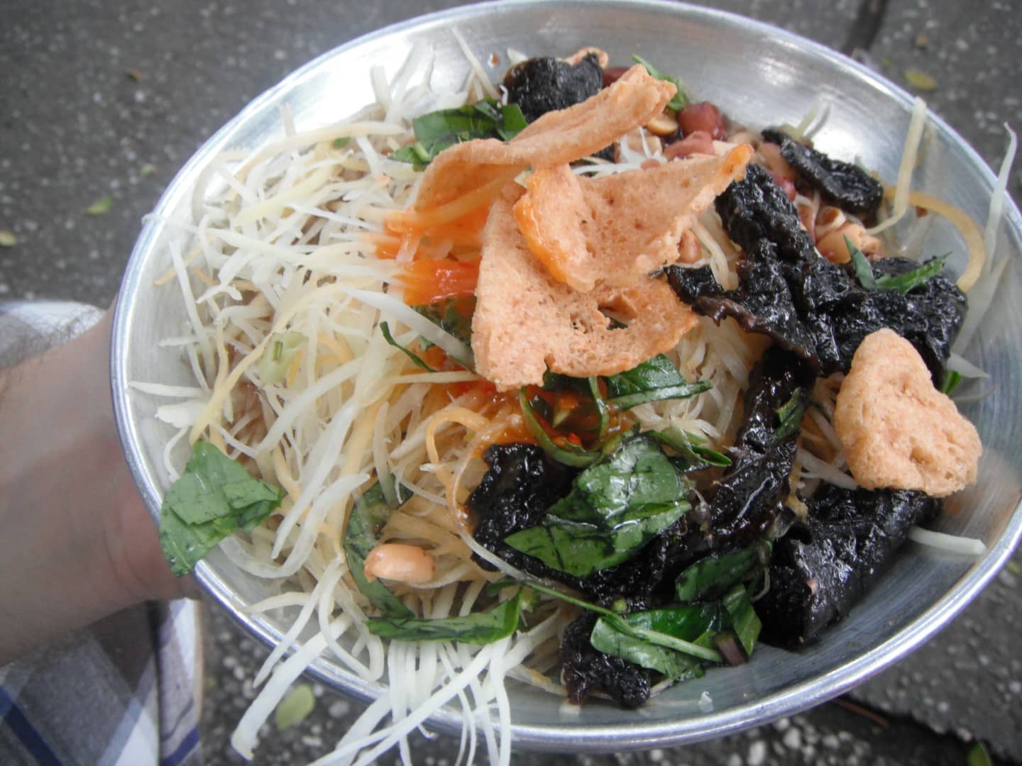 7 Vietnamese streetfoods you Must Try! TRAVELS WITH TAM